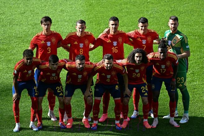 最新世界杯克罗地亚贝林厄姆焦点对决全面分析 最新世界杯克罗地亚贝林厄姆焦点对决全面分析